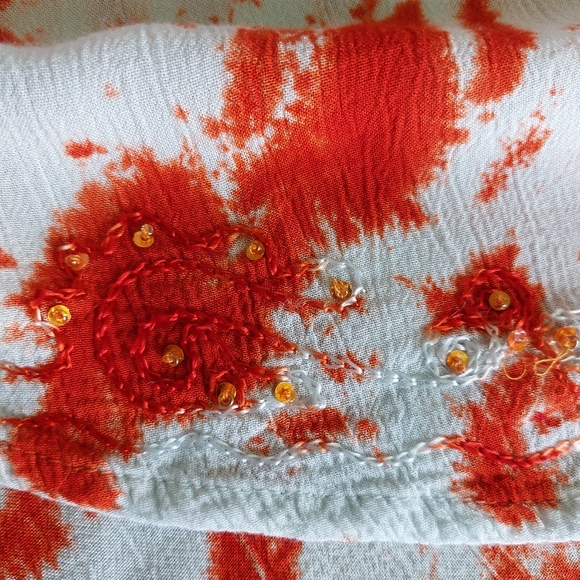 Greater Good Tie Dye Tunic - Picture 6 of 6